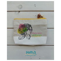 Дамски несесер с персонализирана бродерия – подарък с лично послание и нежност