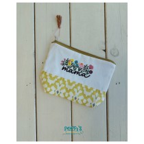 Дамски несесер с персонализирана бродерия – подарък с лично послание и нежност