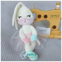 Текстилна играчка Зайче БАЛЕРИНА