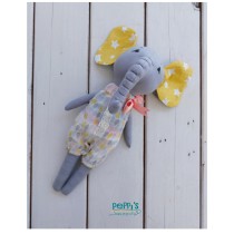 Tекстилна играчка Слончето Наташа 
